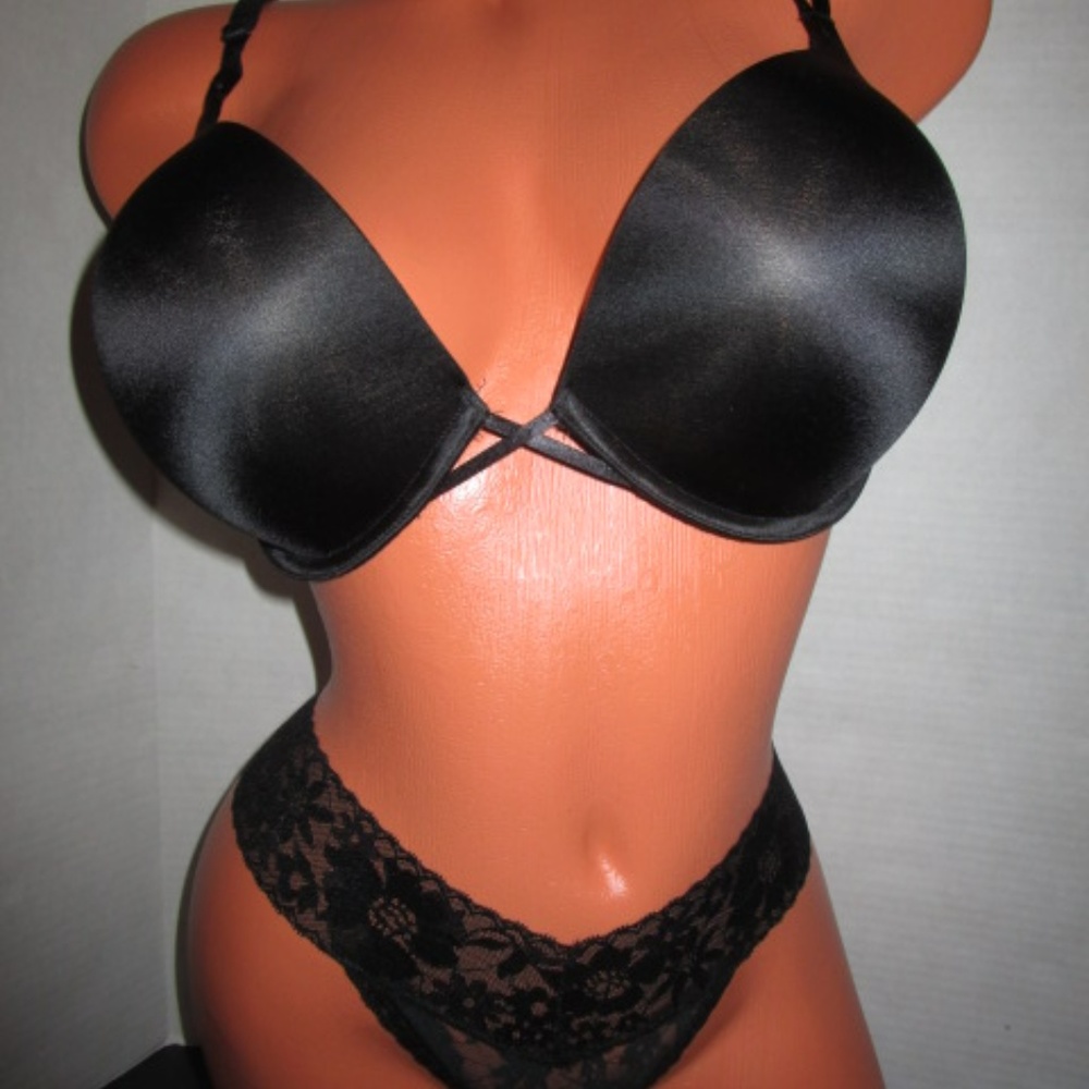 VICTORIA'S SECRET BOMBSHELL BRA SET ~ 36D/M